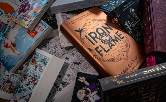 Buchclub_Joy_Julie_Tina